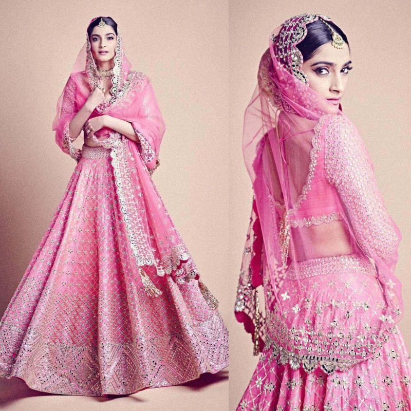 Sonam Kapoor Worn Designer Mirror Work Lehenga Choli In Pink ...