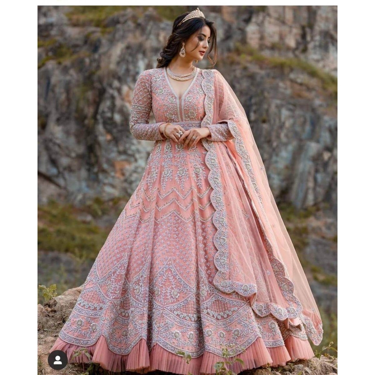 The 13 Best Pink Wedding Dresses of 2023