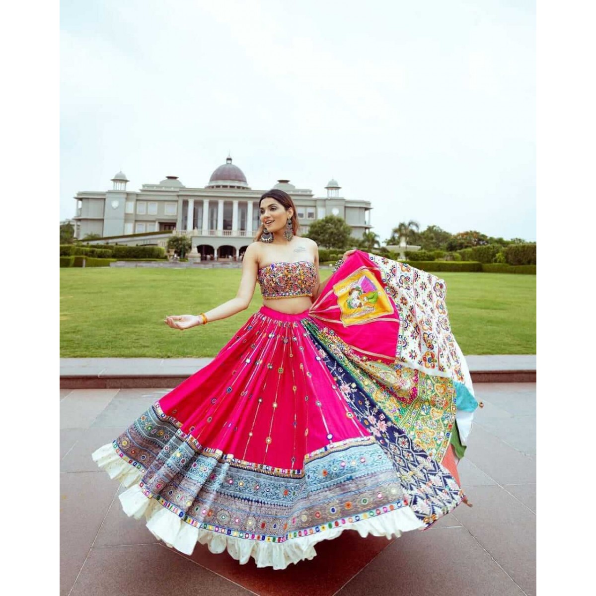 25+ Lehenga Choli Designs To Jazz Up Navratri Garba Night - ShaadiWish